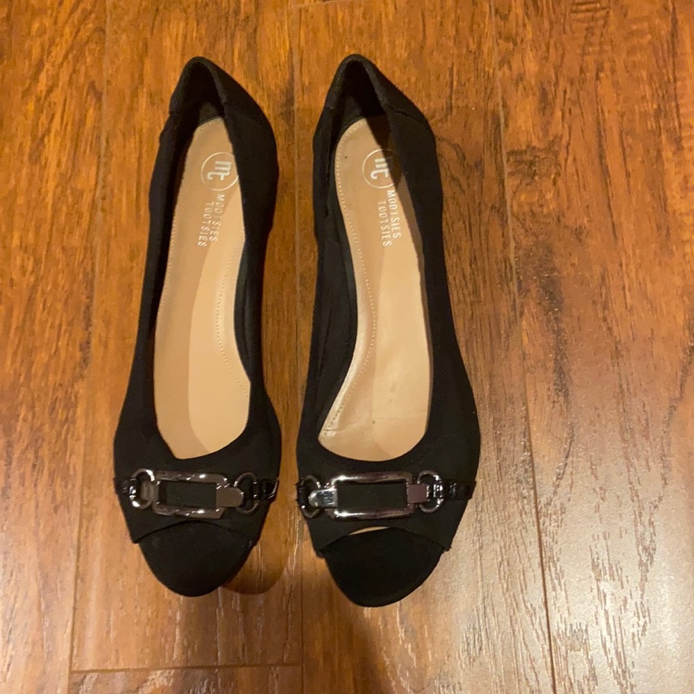 Peep toe flats with silver buckle